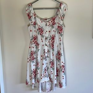 No Boundaries Juniors XL Dress White w Flowers High-Low Waist Defined